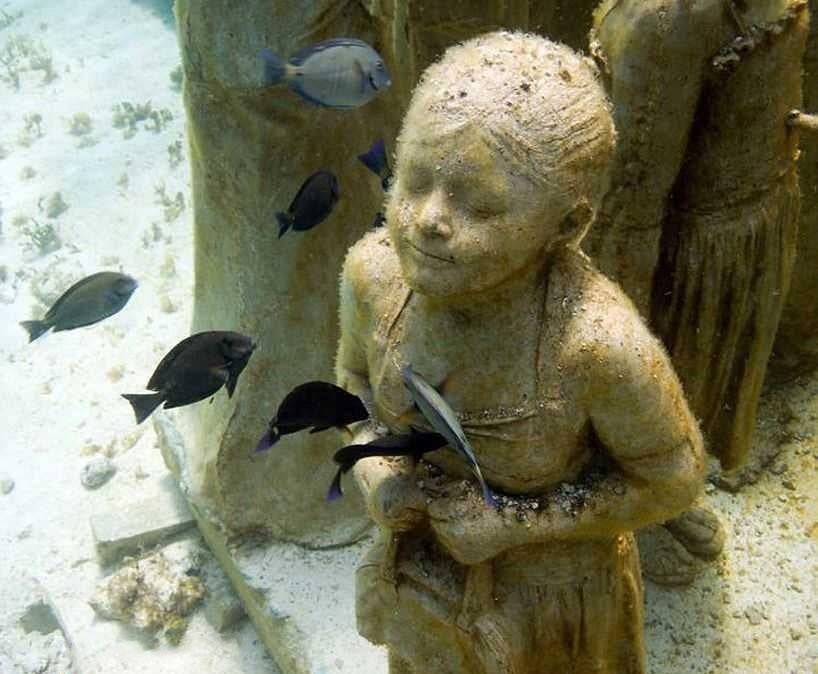 موزه زیر آب در مکزیک