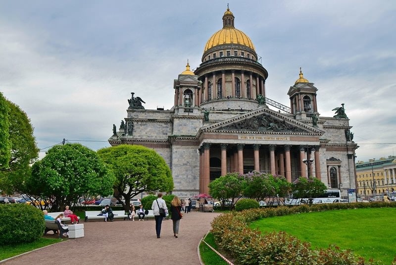 کلیسای جامع اسحاق مقدس روسیه