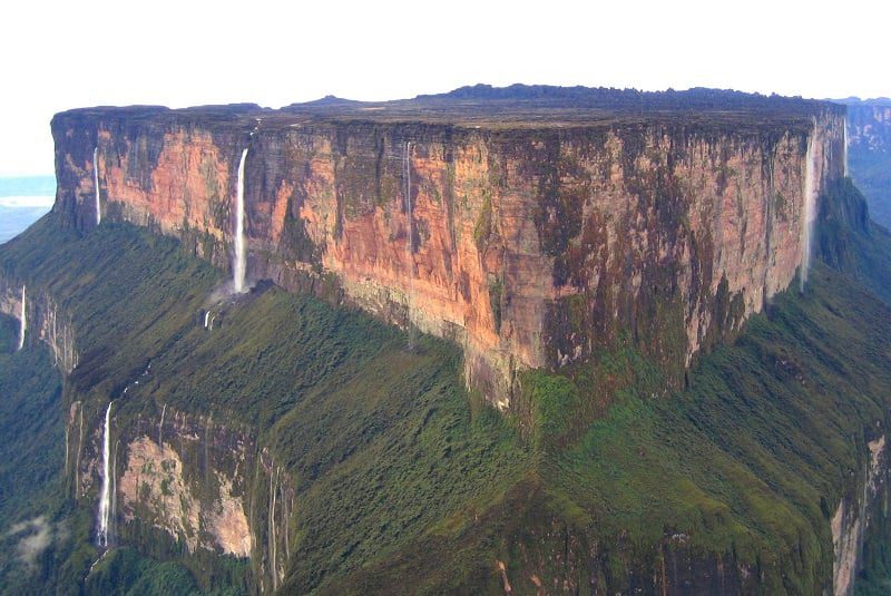 بلند‌ترین آبشار جهان را بشناسید!