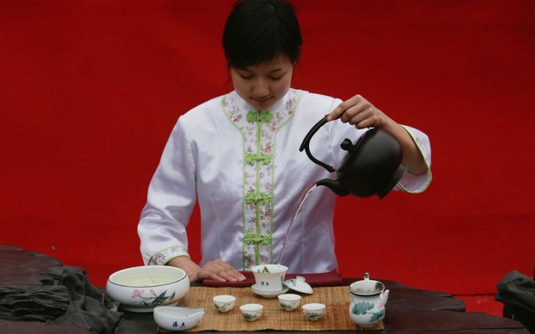 رسم نوشیدن چای در دنیا