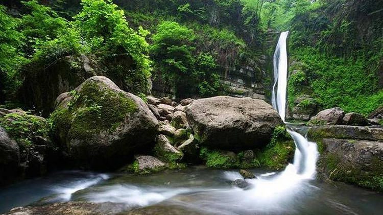 زیباترین آبشارهای ایران را بشناسیم