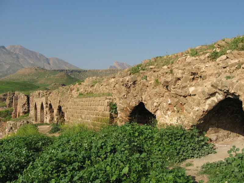 پل باستانی گاومیشان پلدختر