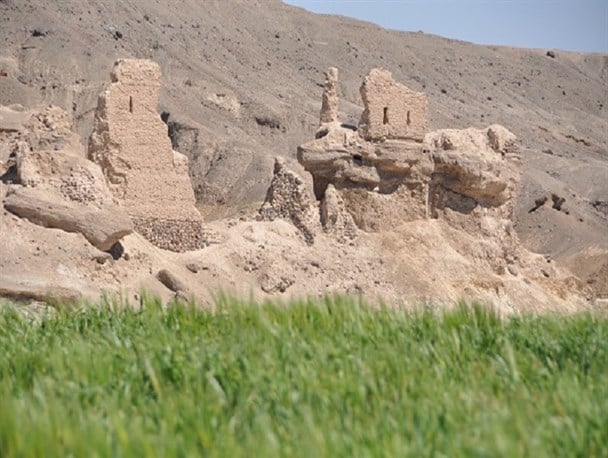 قلعه تپه لادیز ، قلعه ای تاریخی در استان سیستان و بلوچستان