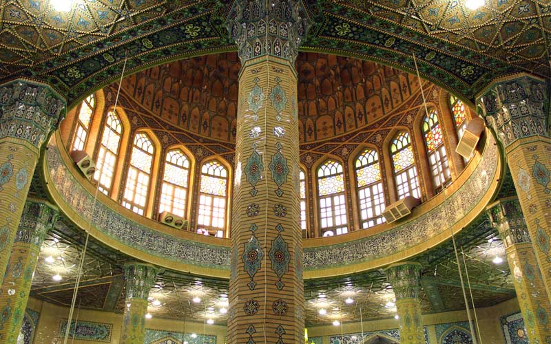 مسجد مقدس جمکران ، از جاذبه‌های مذهبی استان قم و کشور