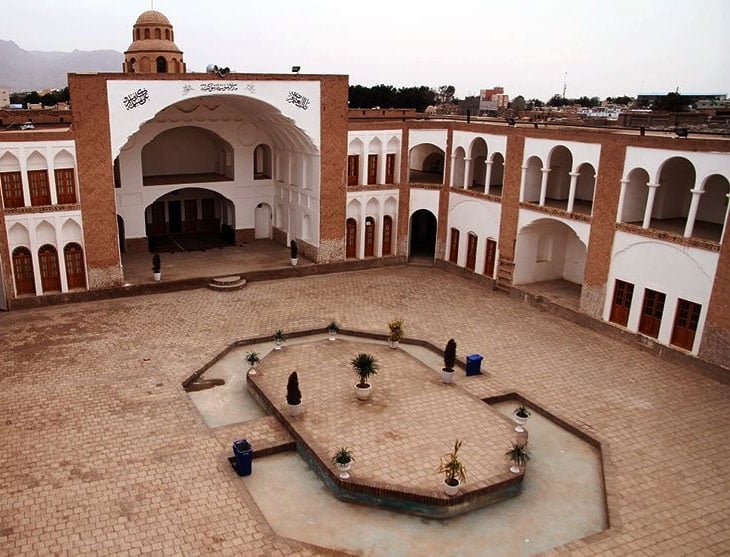 مدرسه شوکتیه یکی از آثار زیبا و تاریخی بیرجند