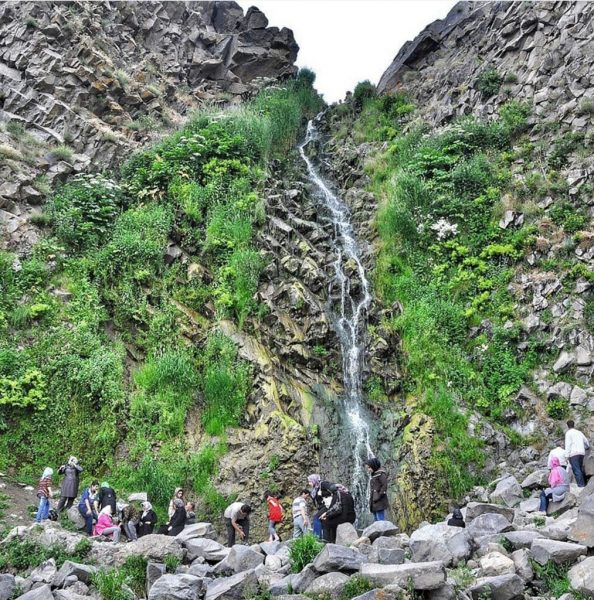 آبشار سردابه یکی از دیدنی های زیبای استان اردبیل