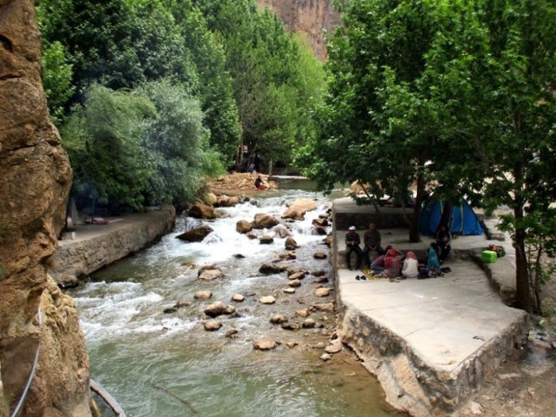 چشمه ناز از زیباترین و بکرترین تفرجگاه های شهرستان سمیرم