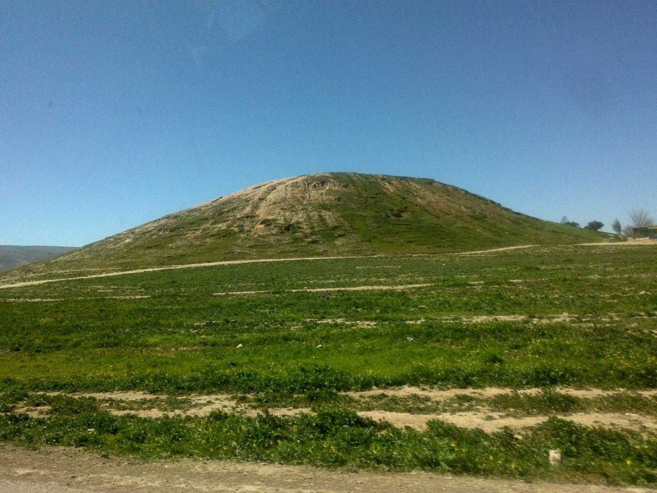 تپه چغابل، بزرگترین تپه باستانی در غرب لرستان ☀ جاذبه ها