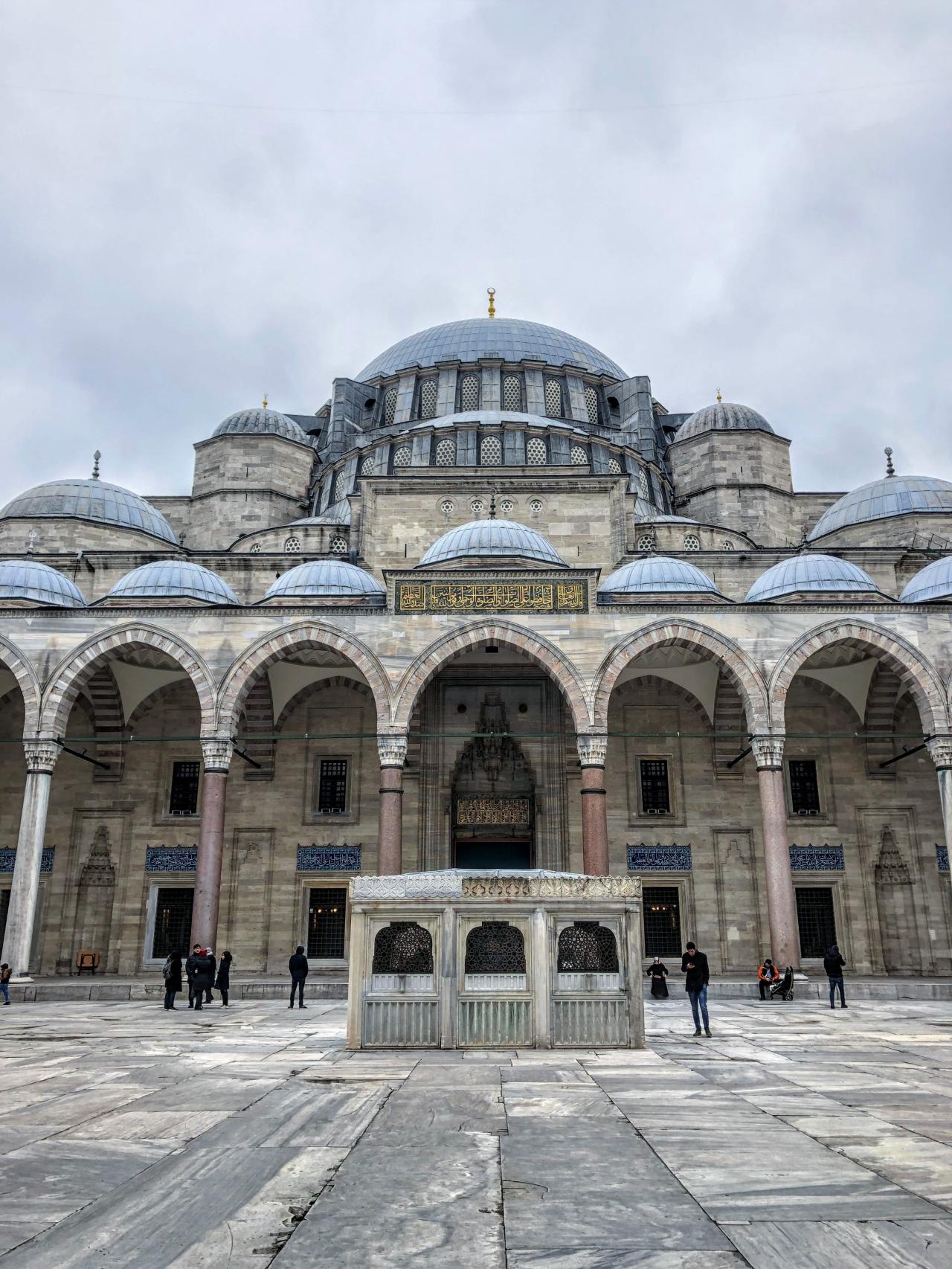 ۱۴ نکته مسافرتی که باید قبل از رفتن به استانبول بدانید