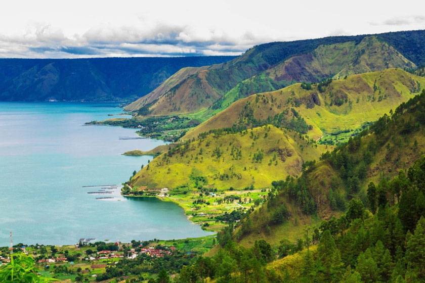 دریاچه توبا ، از عجایب طبیعی اندونزی