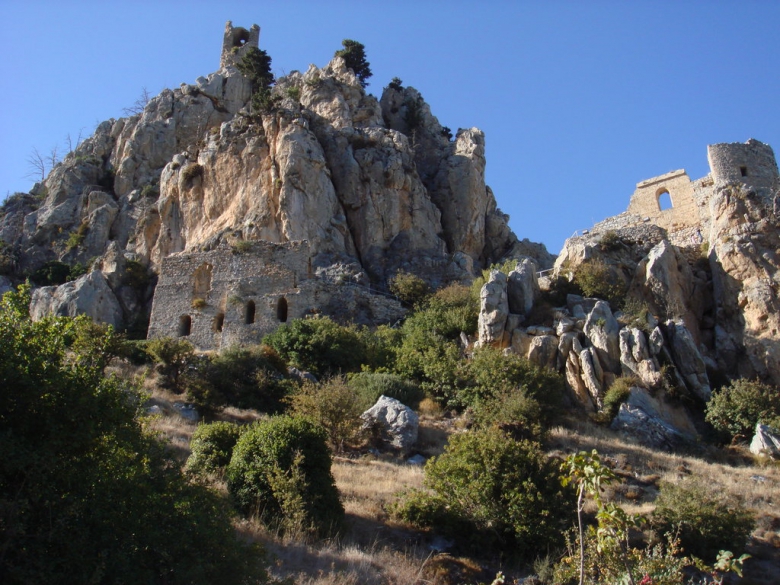 قلعه سنت هیلاریون ، یکی از قلعه های تاریخی قبرس