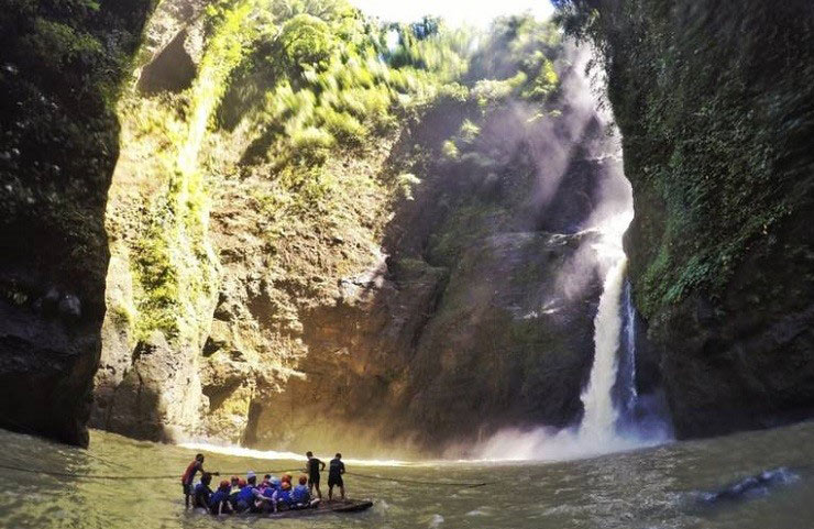 مجموعه آبشارهای پاگسانجان فیلیپین