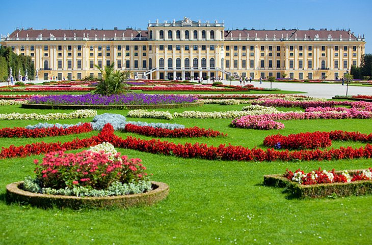 تصاویر زیبا از قصر اسکون بران در اتریش