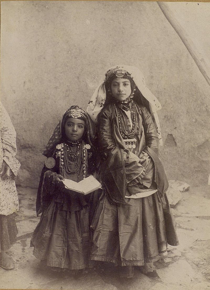 لباس محلی آذری، لباس های سنتی و محلی مردم آذربایجان