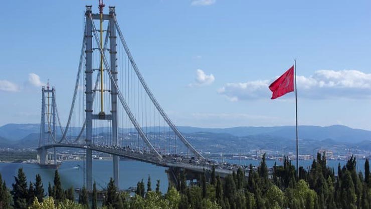 ۱۲ مورد از بهترین و ترسناک ترین پل معلق های جهان