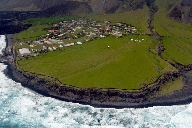 دورترین مکان جهان برای سکونت در جزیره تریستان دا کونا
