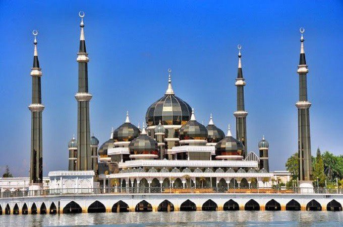 مسجد کریستال ماسک مالزی مکانی برای نیایش مسلمانان