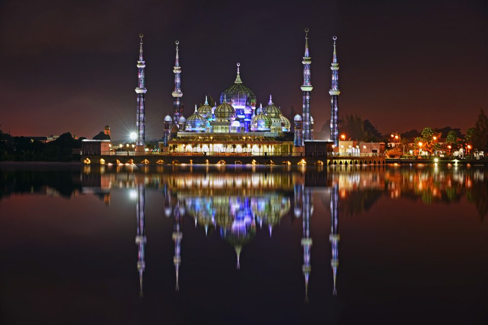 مسجد کریستال ماسک مالزی مکانی برای نیایش مسلمانان