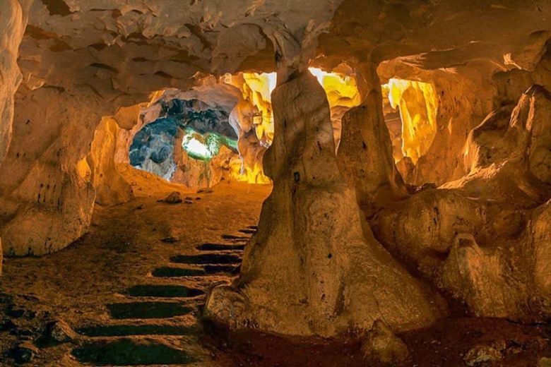 زیبایی های طبیعی غار کارائین آنتالیا 