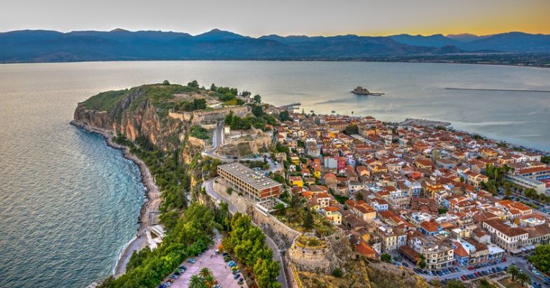 شهر رمانتیک و ساحلی نافپلیو در یونان مقصدی برای سفر های عاشقانه