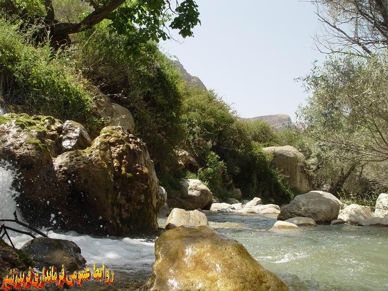 طبیعت نقاشی شده ی چشمه دره سپستان فریدون شهر استان اصفهان