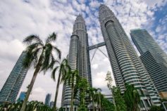 برج‌های دو قلو پتروناس ، یکی از محبوب‌ترین دیدنی‌های مالزی