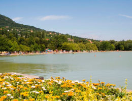 دریاچه بالاتون ، در میان جاذبه های طبیعی مجارستان