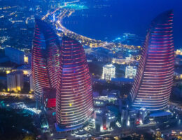 برج های شعله در باکو، آسمان خراش های آذربایجان