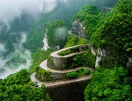 سفری هیجان انگیز به چین | تجربه سفر خاص به دروازه بهشت چین